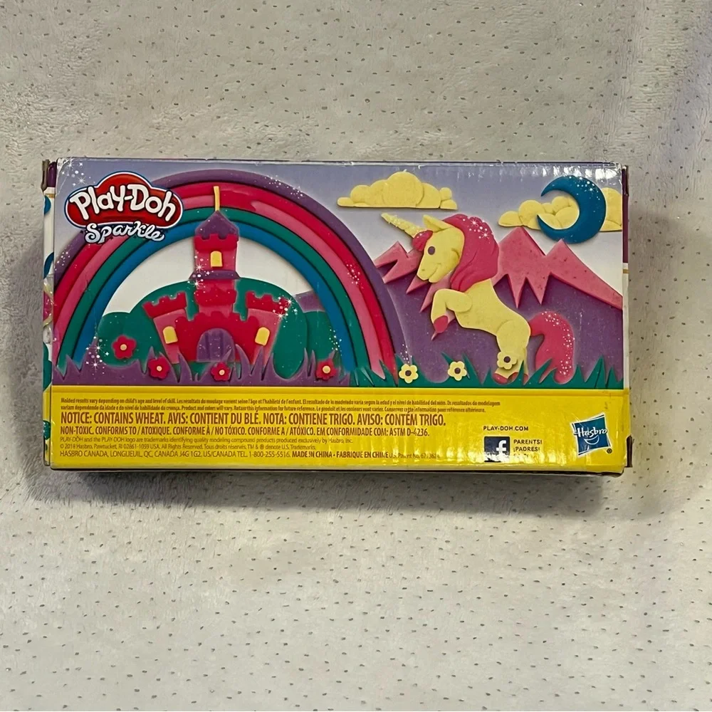 Hasbro Play-Doh Sparkle 6 Pack with Butterfly Heart Cutters (Glitter)